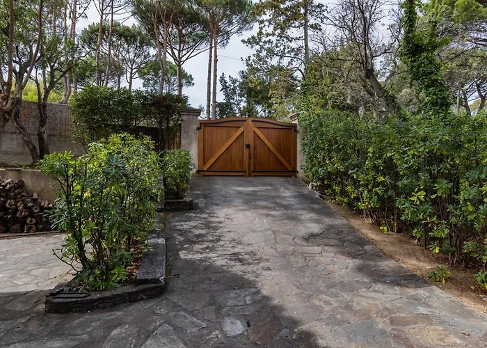 Soleil Marin - With Sea View Апартаменти