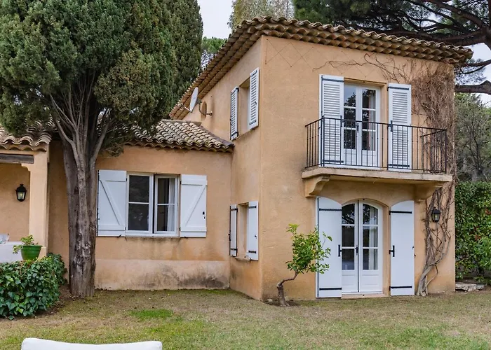 Апартаменти Soleil Marin - With Sea View *